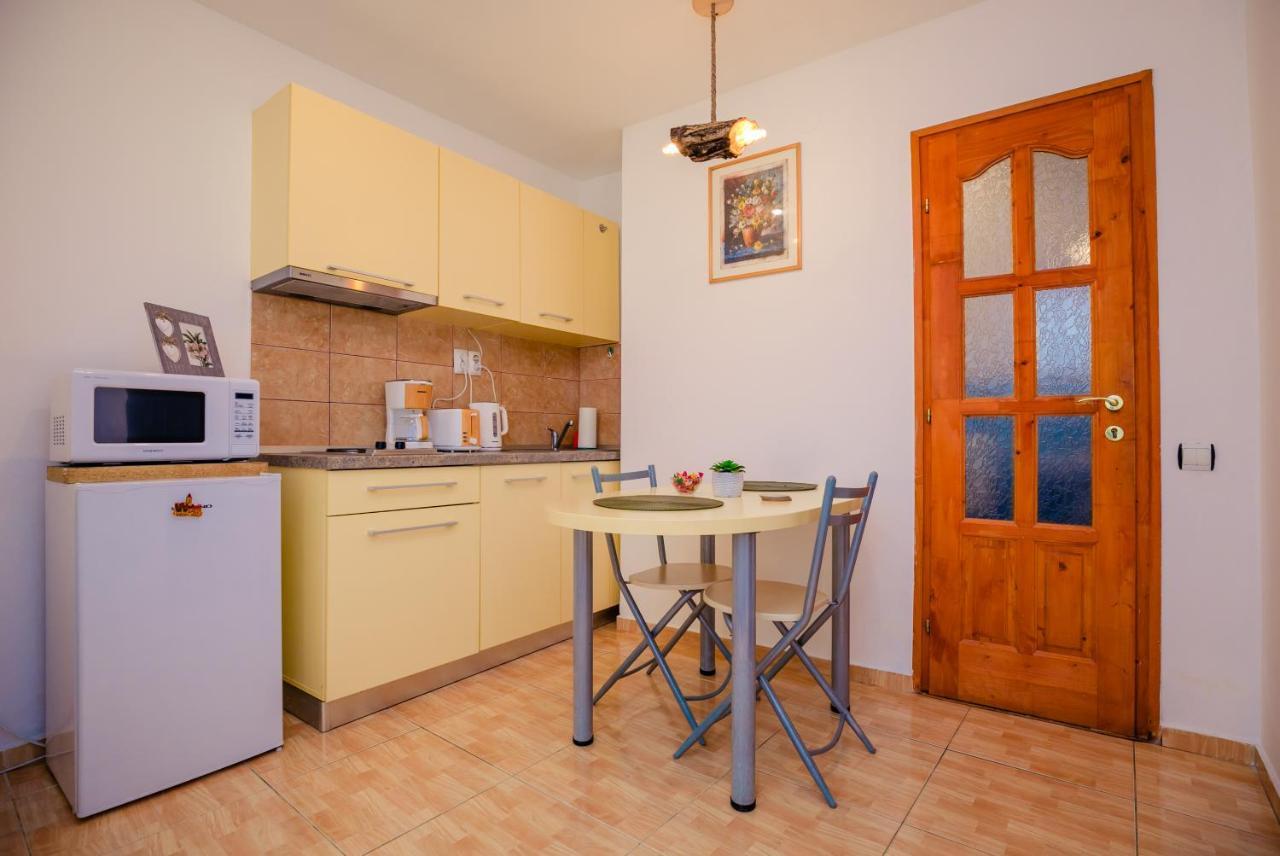 Ferienwohnung Studio Anisia Hermannstadt Exterior foto
